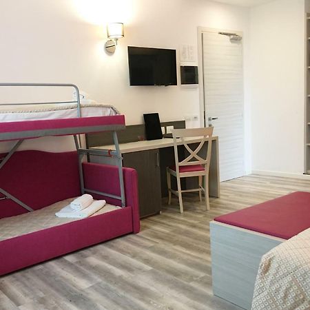 Alma Living Hotel- Al Girarrosto Venzone Eksteriør bilde