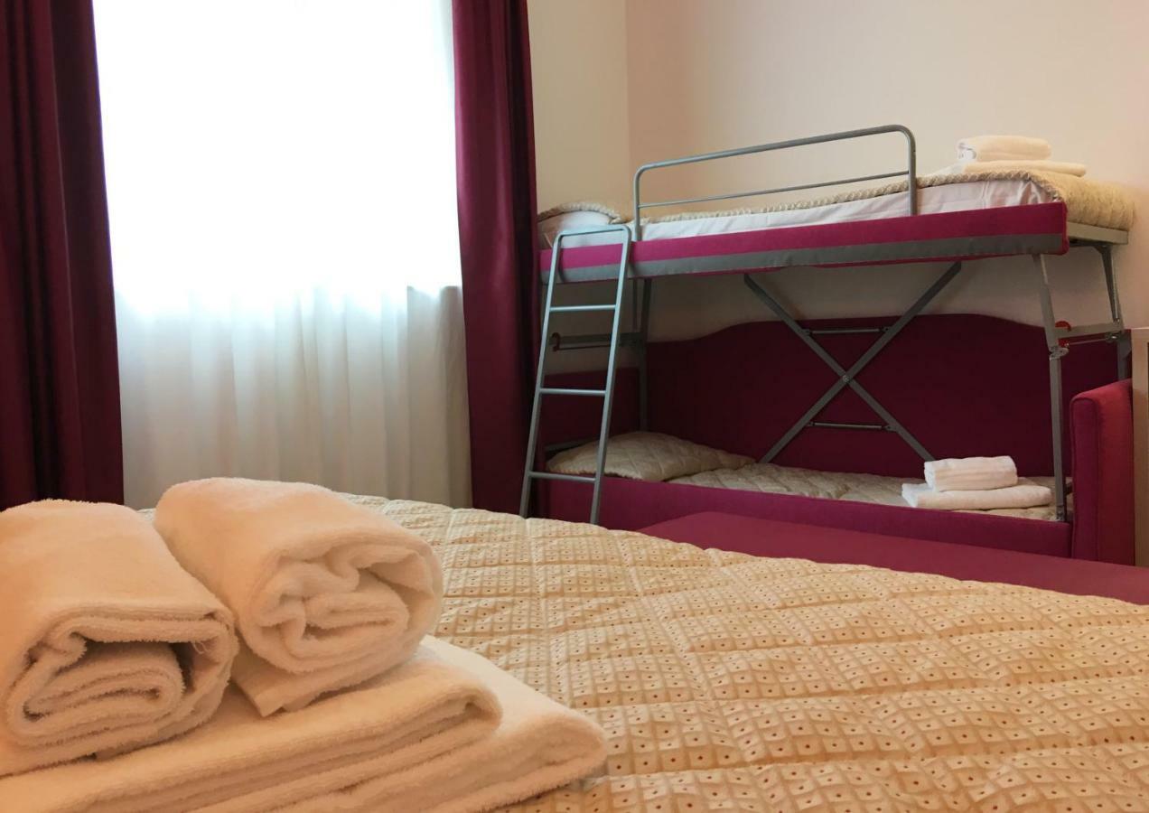 Alma Living Hotel- Al Girarrosto Venzone Eksteriør bilde